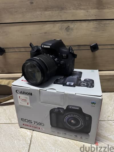 Canon EOS 750D