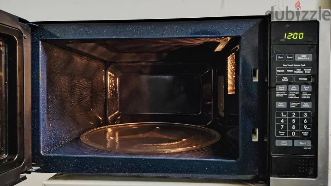 SAMSUNG MICROWAVE OVEN 3