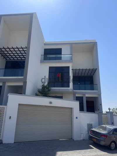 Villa for Rent – Madinat Qaboos, Muscat
