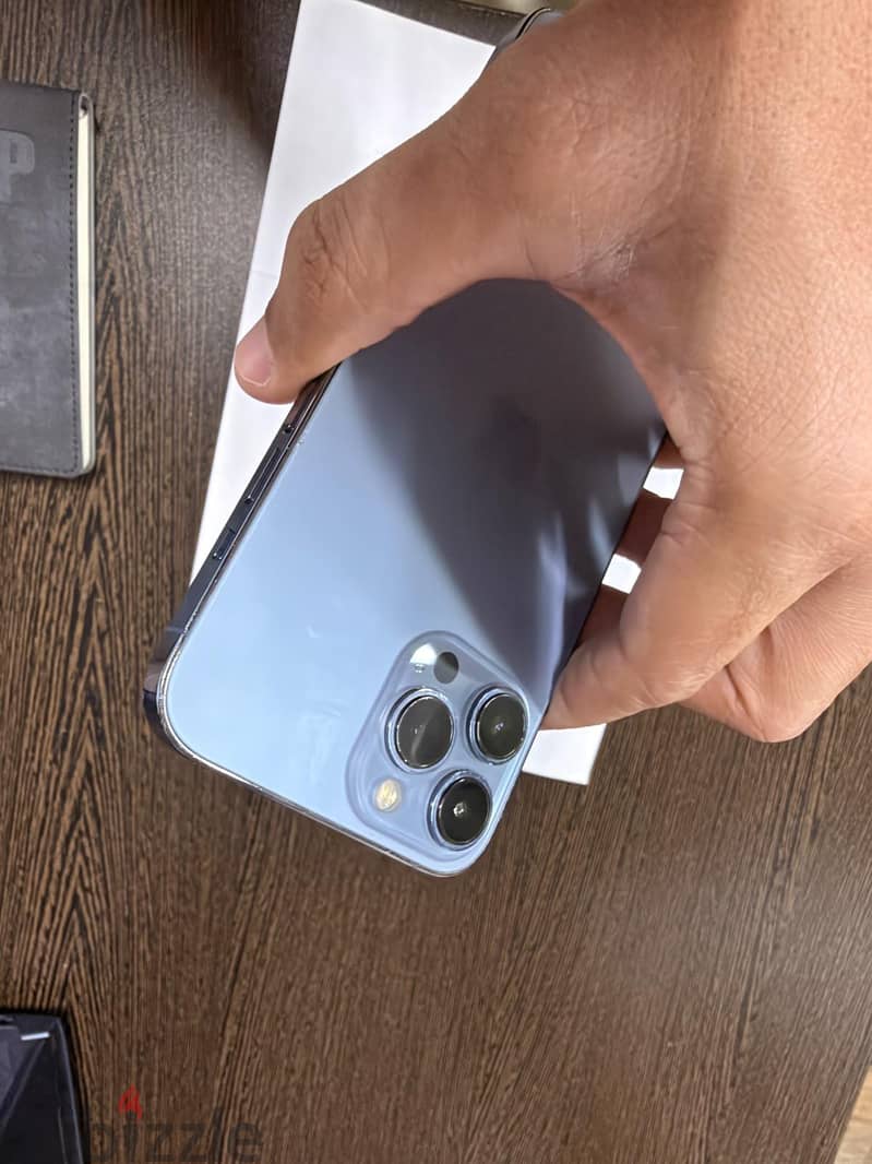 Apple - iPhone 13 Pro Max. 256GB 5