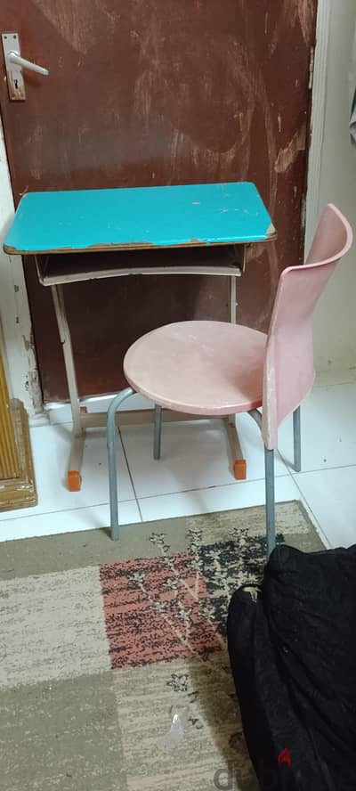 table chair