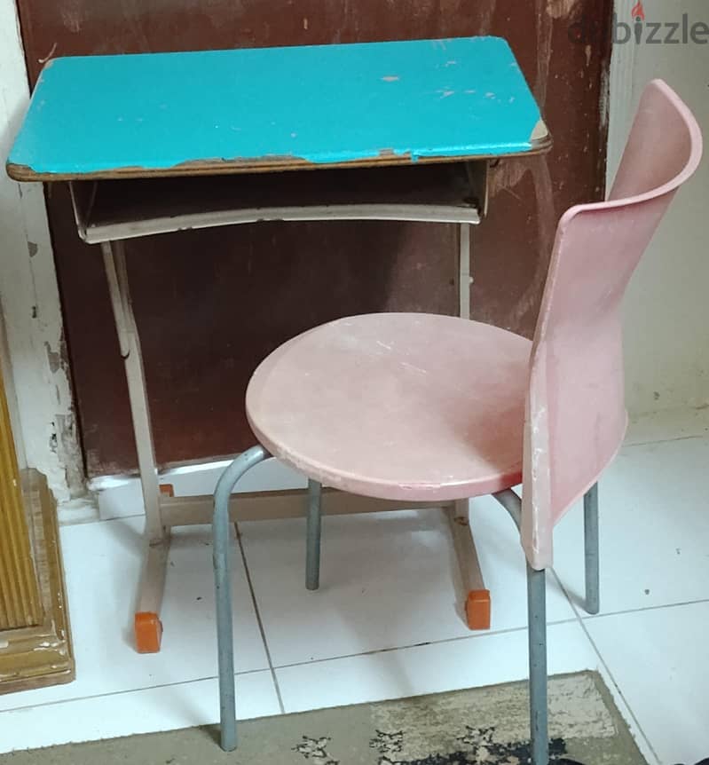table chair 1