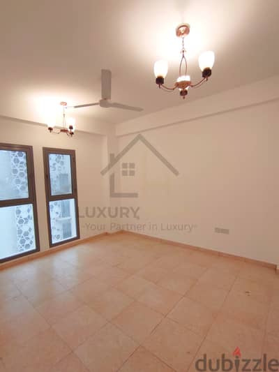 2 Bedroom Apartment For Rent in Ruwi - شقة من غرفتي نوم للإيجار في روي