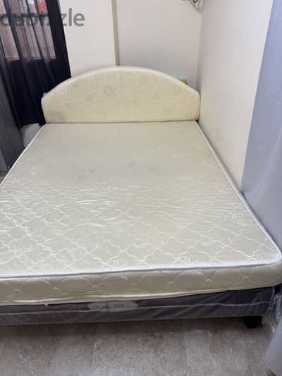 Queen bed