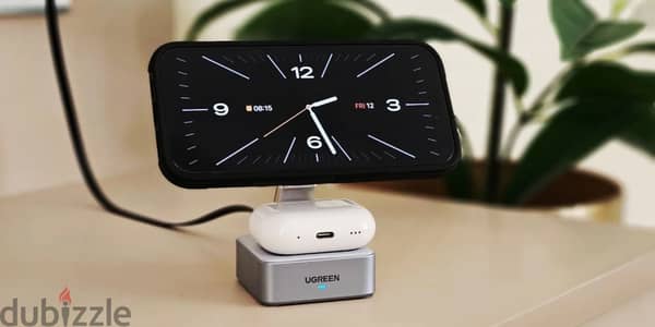 UGREEN MagFlow 25W Qi 2-in-1 Foldable Wireless Charging Station (NEW)