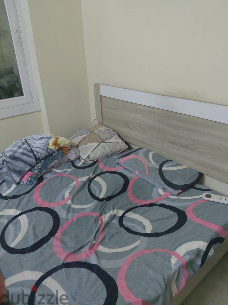 Bed with Matters 1
