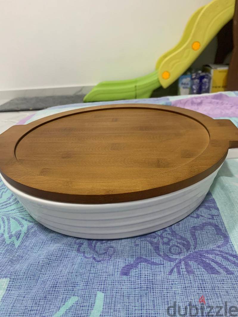Ceramic beautiful pot for your kitchen 1