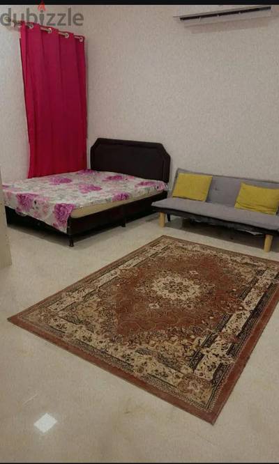 room for rent in alkhwier