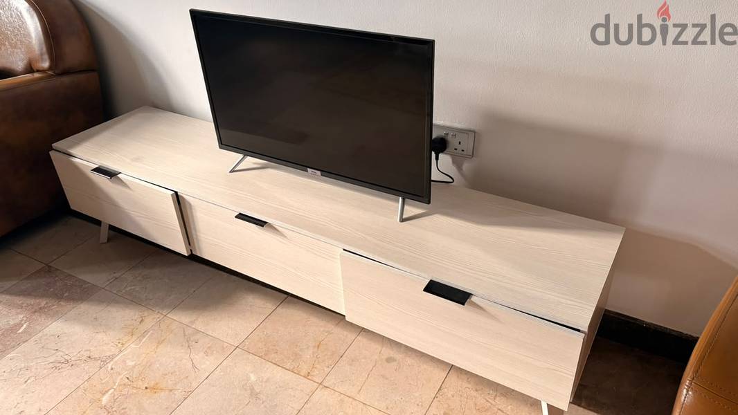 Home Center TV Console / Unit 1