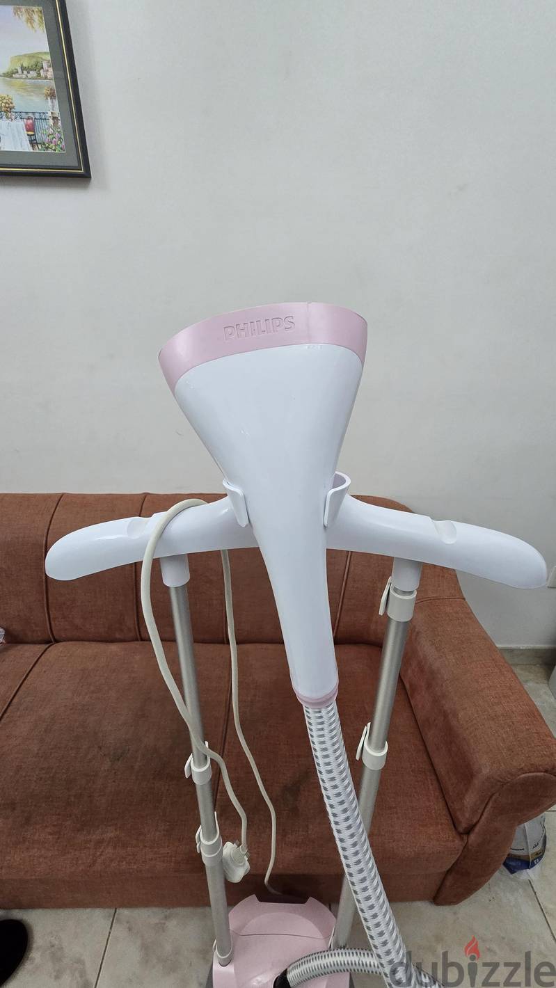 Philips Garment Steamer 1