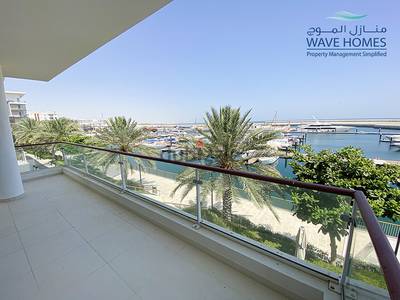 3 Bedroom Corner Apartment with Marina & Sea Views