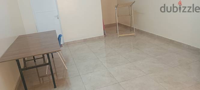 Sharing Room Available with Furniture
