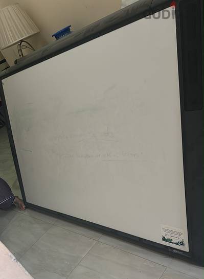 Smart projector + smart board for schools, presentation & meeting room