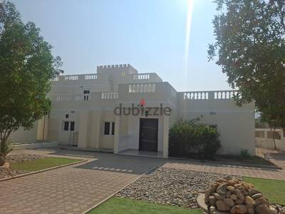 RMQV9132-Five bedroom plus maids room villa, Madinat Sultan Qaboos