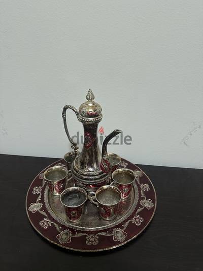 Vintage Arabic Coffee Set – Ornate Red & Silver Decorative Design
