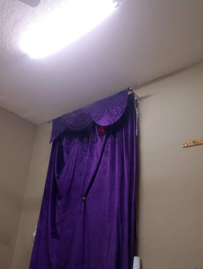 need room parson  bachlor call. 93038689