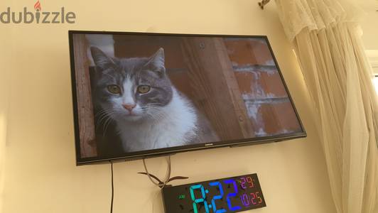 تليفزيون  سامسونج سمارت 55 بوصة استعمال خفيف ٥٠ ريال