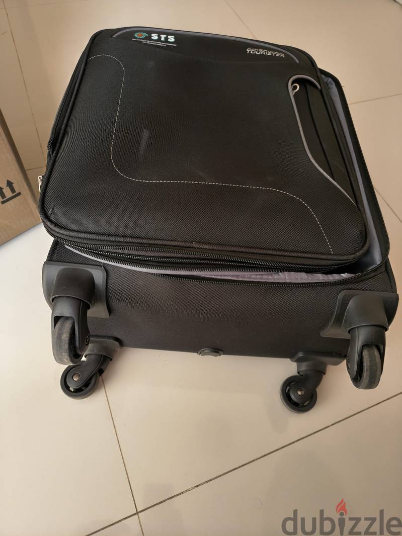 american tourister medium size trolley 2