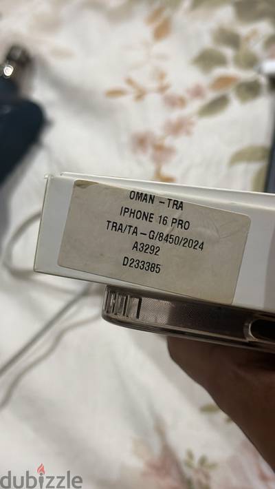 iPhone 16 pro 256gb 93% never damaged never scraches