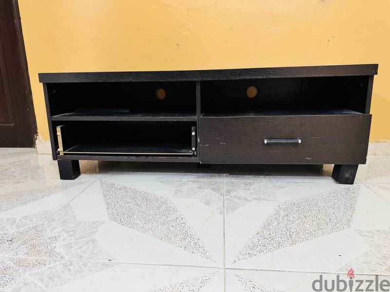 Tv table/ cabinet 1
