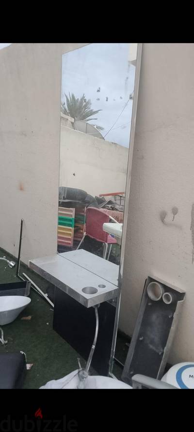 full beauty salon equipment urgently sale