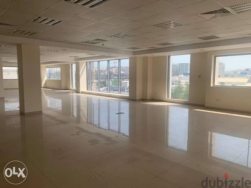 highly recommend office space in sultan Qaboos street Ghubra south 3