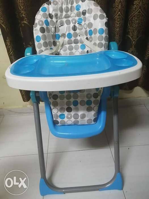 High chair in a very good condition 2