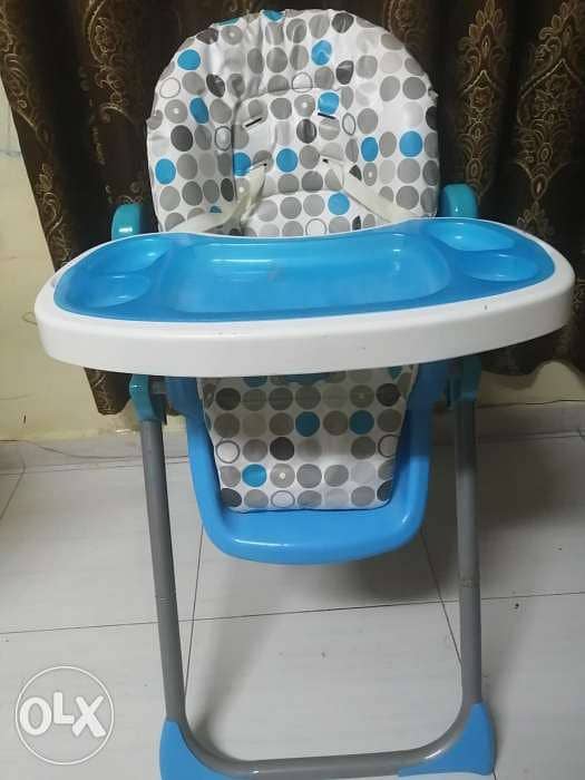 High chair in a very good condition 4