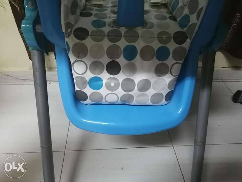 High chair in a very good condition 5