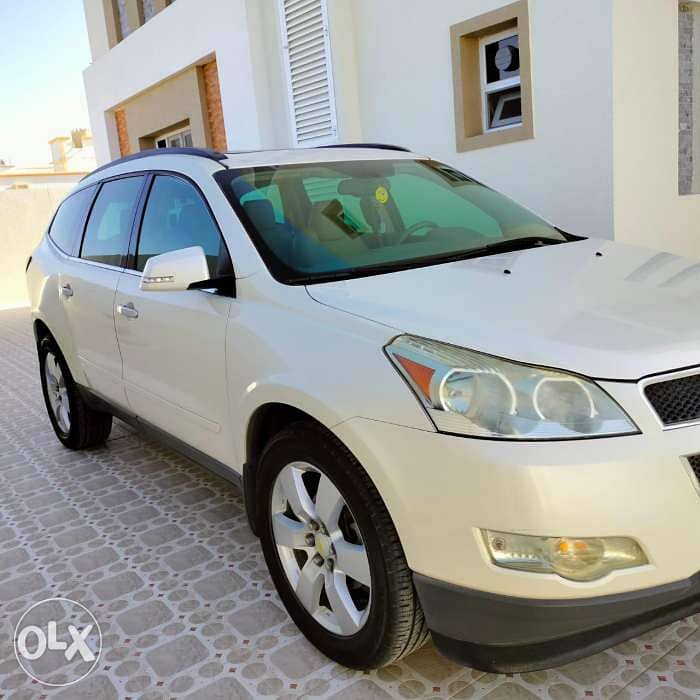 CHEVROLET TRAVERSE LT, GULF 175000 Kms! Top option. 2 roofs, Leather. 0