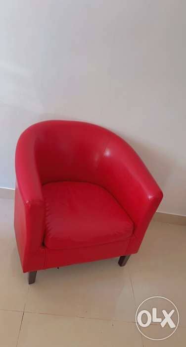 Stylish Leather Red Tub Chair 1