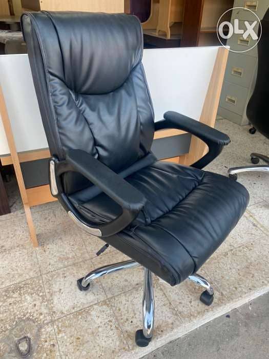 Office Furniture for sale FREE FITTINGS IN MUSCAT 2