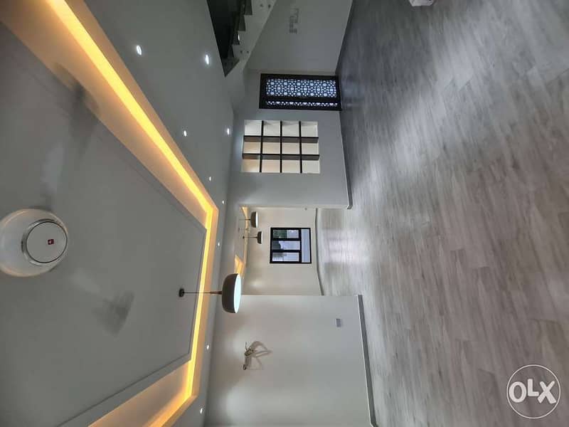 brand new brilliant villa for rent in al heil north near to the wave 1