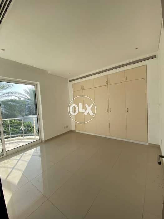 Villa for rent Al mouj with private pool 4 bedroom 5