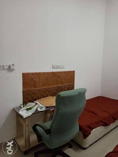 Room for rent near City centre Rusyl