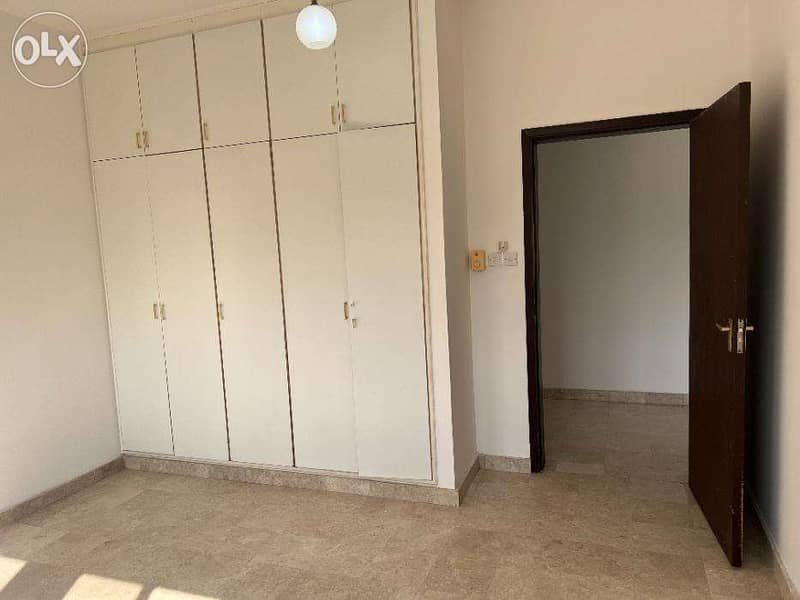 big flat in Ghubrah south 0