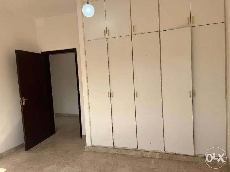 big flat in Ghubrah south 1