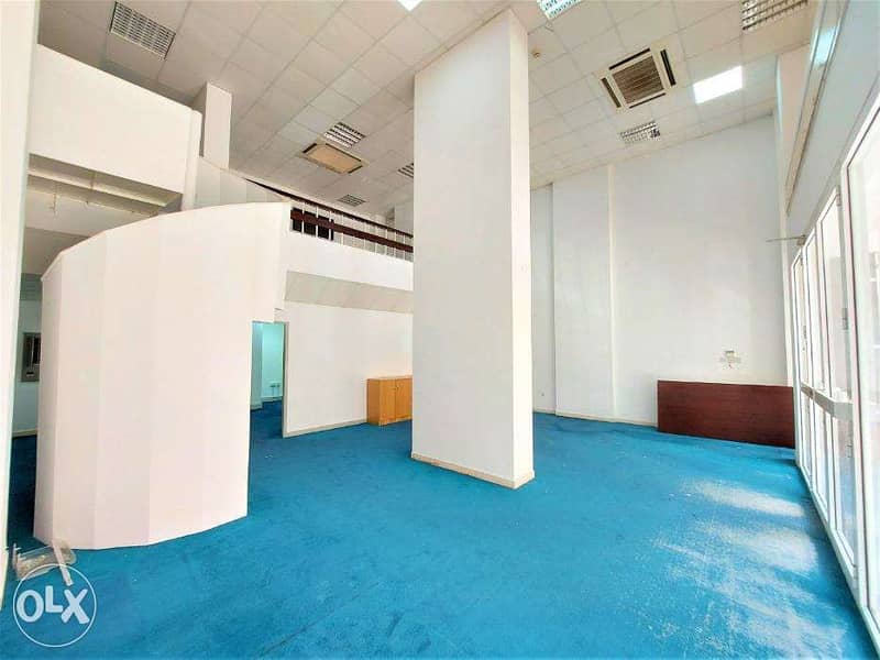 Spacious Showroom with basement in CBD 6