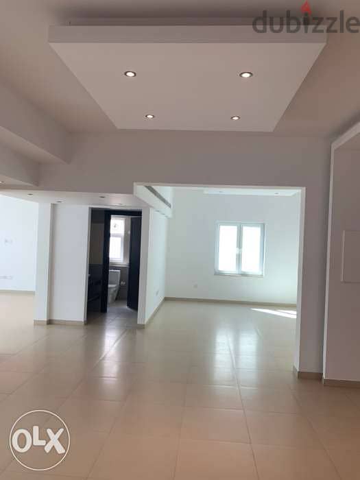 Luxurious 3 bedrooms Apartment For Rent Mawaleh South 4