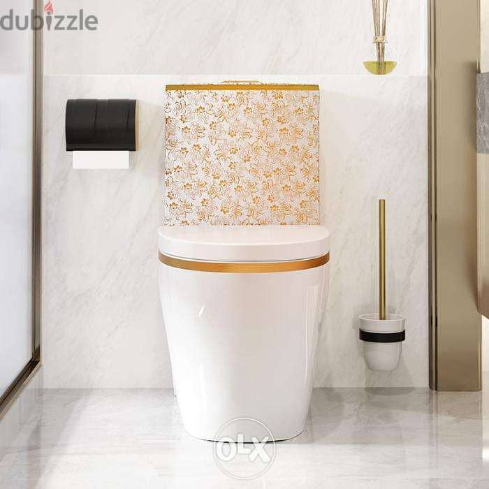 مرحاض أبيض فاخر بتصميم نموذج مع مرحاض زهور ذهبية 4
