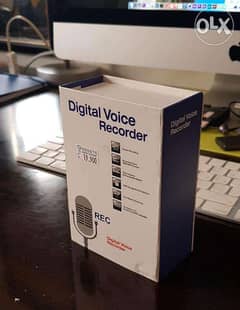 Rechargeable Digital Audio Voice Recorder - Black 0