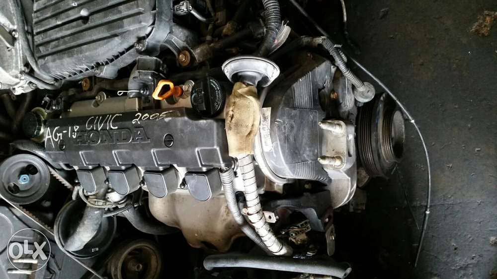 Honda civic 2005 Engine 1