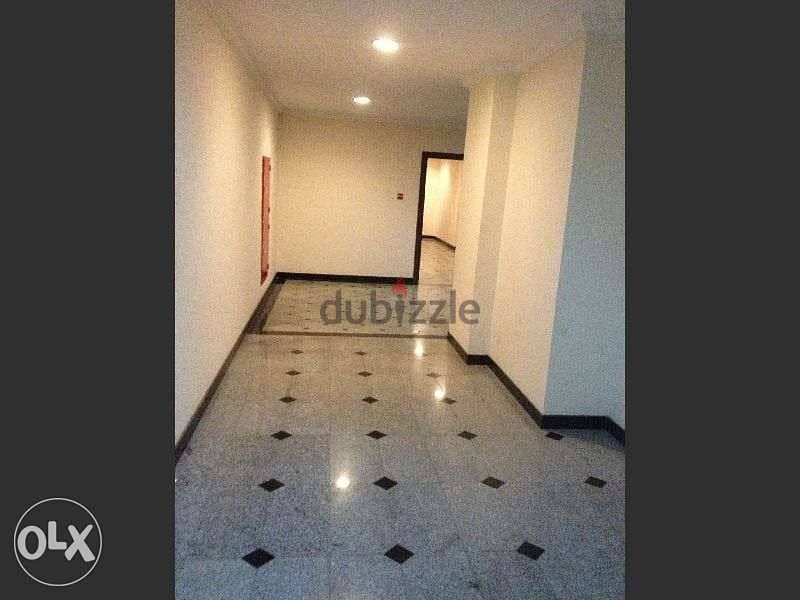 Amazing deal -2 BHK Residential Aprts in Al Khuwair 33 6