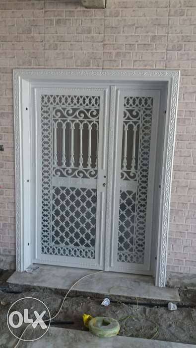 Caster aluminium gate and door 1