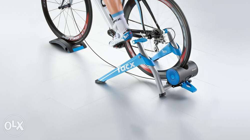 Tacx Booster Basic Trainer 0