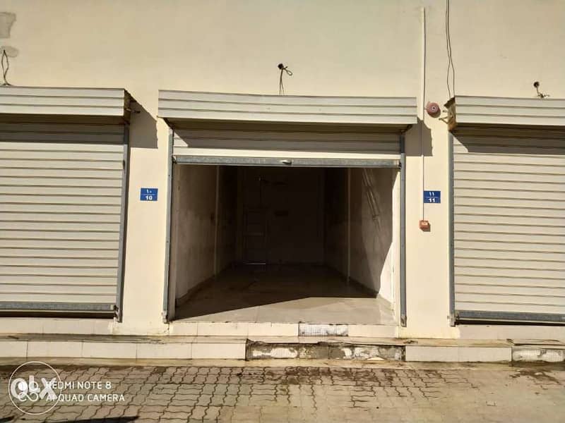 32 sqm space rooms with shutter available in Misfah 1