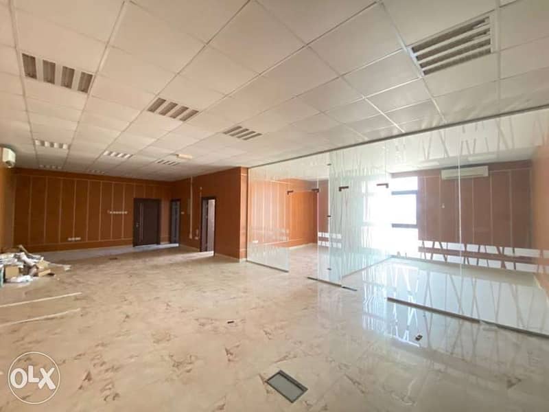 معرض في المعبيلة اول خط showroom IN ALMABILA 1