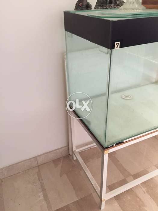 Fish tank stand 2