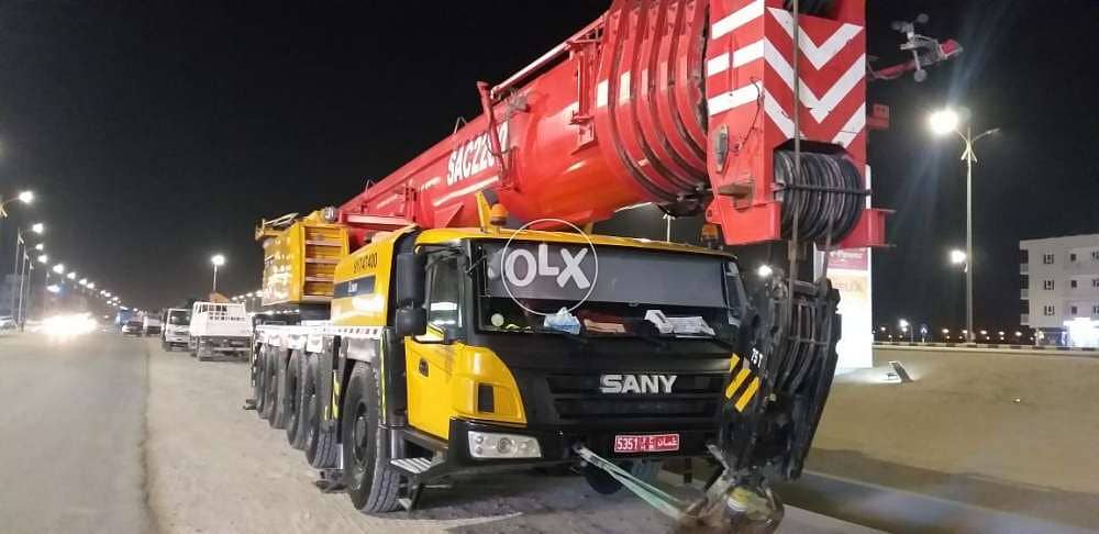 Cranes from 25 ton to 220 Ton Are available For rent in oman! cranes 1