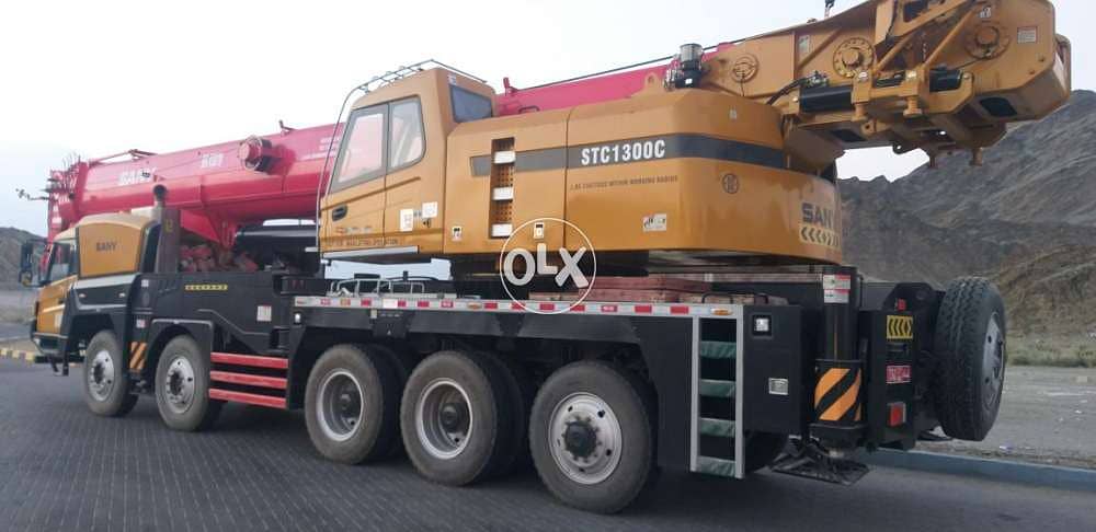 Cranes from 25 ton to 220 Ton Are available For rent in oman! cranes 5